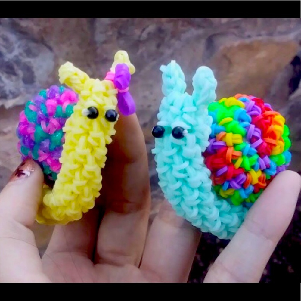 Best friend Snail Figure (Two Pack Blue and Yellow)